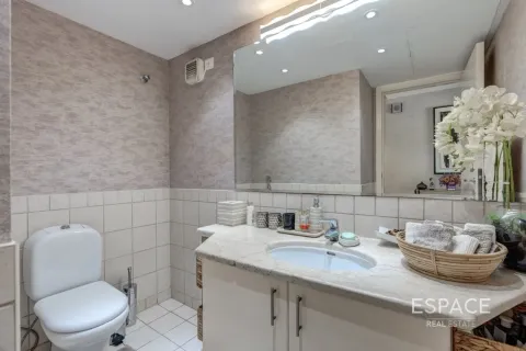Villa in Meadows, Dubai, UAE 3 bedrooms, 307 sq.m. № 738099 - photo 10