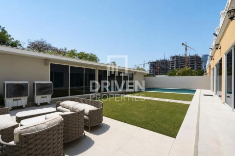 Villa sa Jumeirah Park, Dubai, UAE 6 silid-tulugan, 799.99 sq.m. № 762134 - larawan 25