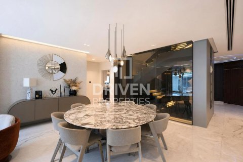 Villa sa Jumeirah Park, Dubai, UAE 6 silid-tulugan, 799.99 sq.m. № 762134 - larawan 5
