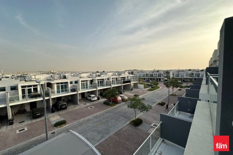 Townhouse in Dubai, UAE 5 bedrooms, 112.2 sq.m. № 708040 - photo 10