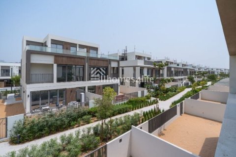 Vila v Tilal Al Ghaf, Dubai, SAE 4 spálne, 317 m2 č. 705210 - Fotografia 11