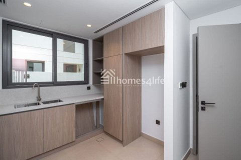 Vila v Tilal Al Ghaf, Dubai, SAE 4 spálne, 317 m2 č. 705210 - Fotografia 4