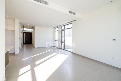 Villa zur Miete in Dubai South (Dubai World Central), Dubai, VAE 4 Schlafzimmer, 274.71 m2 Nr. 747053 - Foto 3