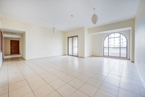 Квартира в Джумейра Бич Резиденс, Дубай, ОАЭ 3 спальни, 176.89м2 № 764288