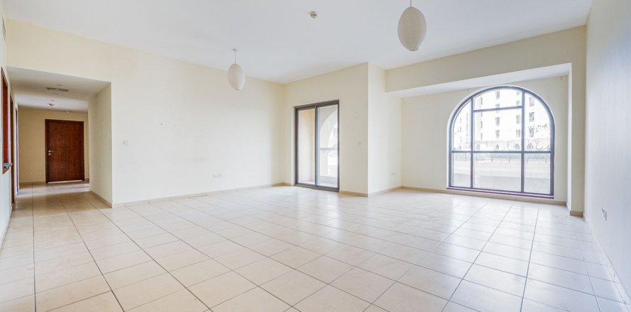 Квартира в Джумейра Бич Резиденс, Дубай, ОАЕ 3 спальні, 176.89м2 № 764288