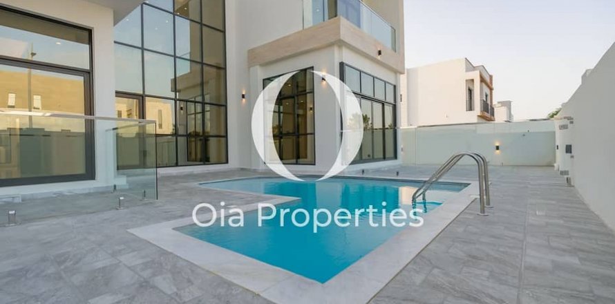 Huvila Yas Island, Abu Dhabi, Arabiemiraatit 5 makuuhuonetta, 400 m2 № 644508