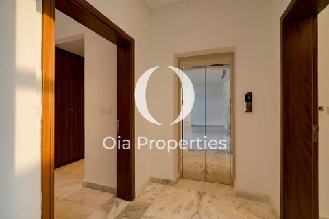 Huvila Yas Island, Abu Dhabi, Arabiemiraatit 5 makuuhuonetta, 400 m2 № 644508 - kuva 14