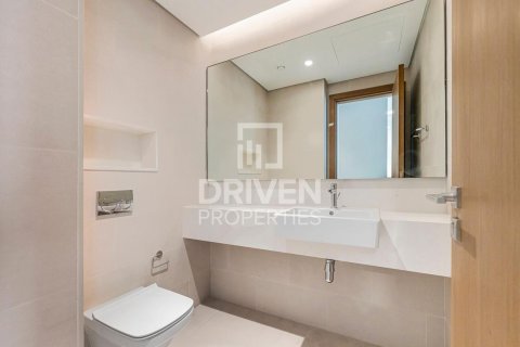 Apartment in Al Wasl, Dubai, UAE 2 bedrooms, 132 sq.m. № 683965 - photo 12