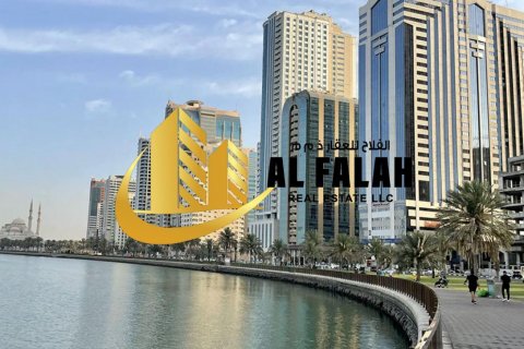 Al Majaz, Sharjah, संयुक्त अरब अमीरात में दुकान, 111 वर्ग मीटर, संख्या 641777 - फ़ोटो 1