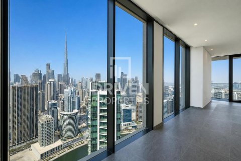 Apartment sa Business Bay, Dubai, UAE 4 silid-tulugan, 240.71 sq.m. № 765510