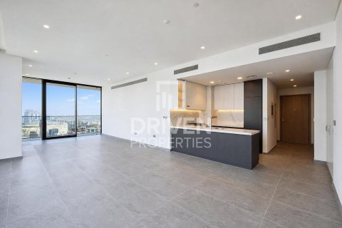 Business Bay, Dubai, UAE의 임대용 아파트 침실 4개, 240.71제곱미터 번호 765510 - 사진 3