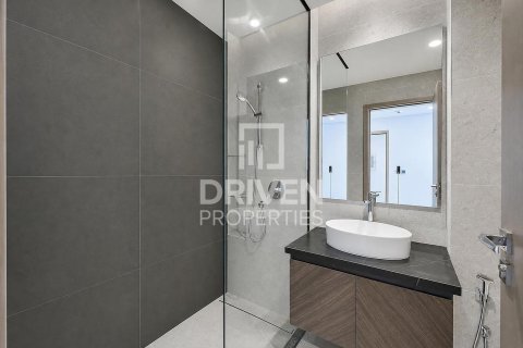 Business Bay, Dubai, UAE의 임대용 아파트 침실 4개, 240.71제곱미터 번호 765510 - 사진 29