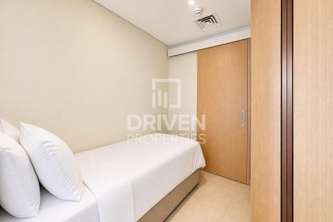 Apartment in Downtown Dubai (Downtown Burj Dubai), Dubai, UAE 3 bedrooms, 157.28 sq.m. № 765505 - photo 16