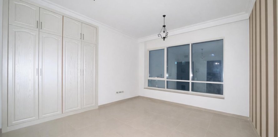 Appartamento a Al Majaz, Sharjah, EAU 2 camere da letto, 157.94 mq. № 748888