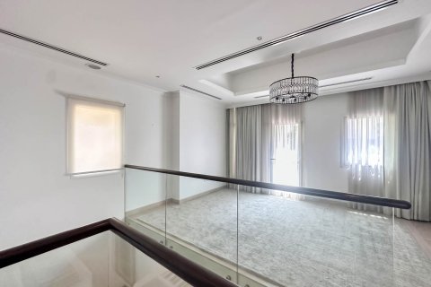 Vila di Al Barsha, Dubai, UAE 4 bilik tidur, 367.25 meter persegi № 748891 - foto 6