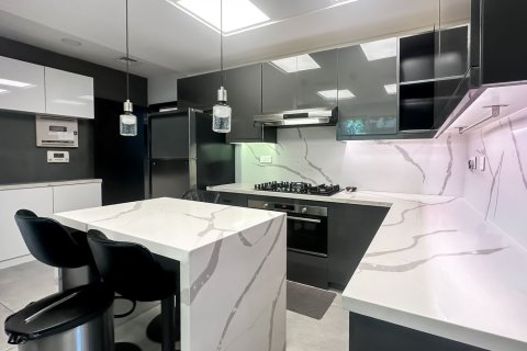 Vila di Al Barsha, Dubai, UAE 4 bilik tidur, 367.25 meter persegi № 748891 - foto 8