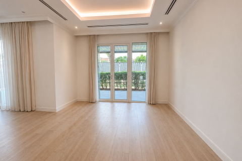 Vila di Al Barsha, Dubai, UAE 4 bilik tidur, 367.25 meter persegi № 748891 - foto 19
