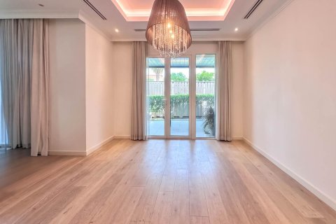 Vila di Al Barsha, Dubai, UAE 4 bilik tidur, 367.25 meter persegi № 748891 - foto 4