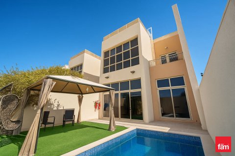 Vila u gradu Al Furjan, Dubai, UAE 4 spavaće sobe, 207.1 m2 Br. 644839 - Slika 1