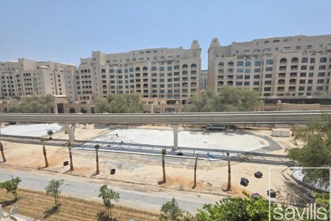 Apartamento para arrendamento em Palm Jumeirah, Dubai, EAU 2 quartos, 185.62 m2 № 747944 - foto 1