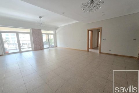 Apartamento para arrendamento em Palm Jumeirah, Dubai, EAU 2 quartos, 185.62 m2 № 747944 - foto 2