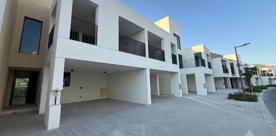 Townhouse in Dubai, UAE 3 bedrooms, 126.7 sq.m. № 719960