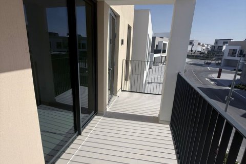 Townhouse in Dubai, UAE 3 bedrooms, 126.7 sq.m. № 719960 - photo 15