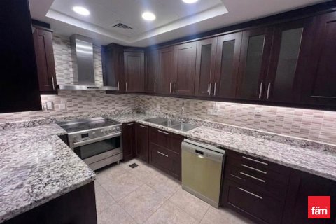 Rumah bandar di Dubai, UAE 4 bilik tidur, 385.5 meter persegi № 721356 - foto 4