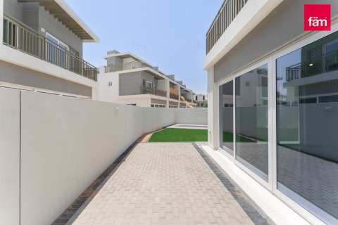 Rumah bandar di Dubai, UAE 4 bilik tidur, 242.3 meter persegi № 721354 - foto 24