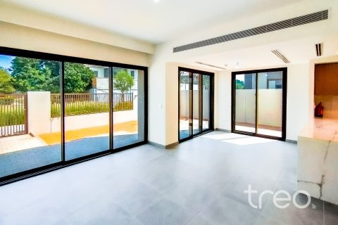 Townhouse sa Dubai Land, Dubai, UAE 4 silid-tulugan, 216.46 sq.m. № 755444 - larawan 2