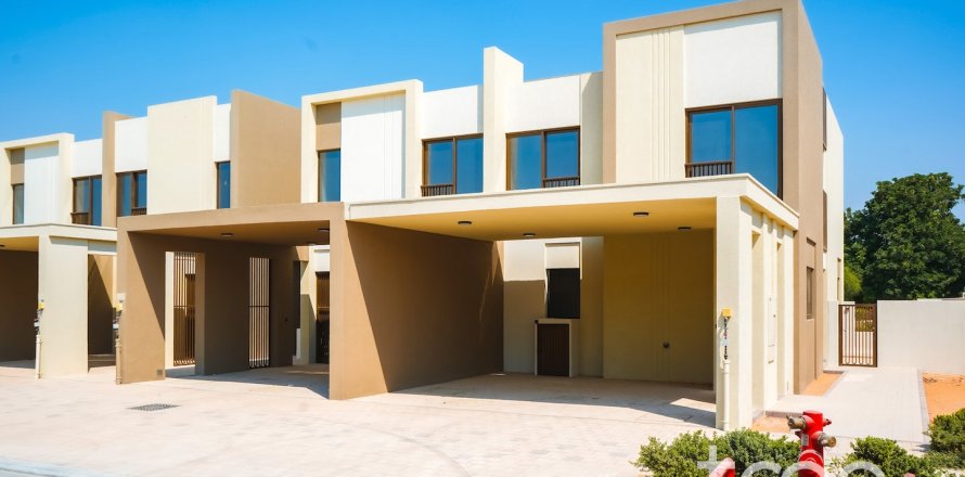 Townhouse sa Dubai Land, Dubai, UAE 4 silid-tulugan, 216.46 sq.m. № 755444