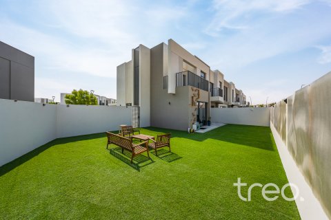 Városi lakóépület itt: Dubai South (Dubai World Central), Dubai, EAE, 4 hálószoba, 203.64 m², azonosító: 755446 - fénykép 3