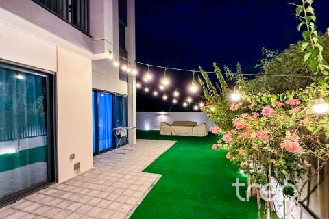 Townhouse sa Dubai Land, Dubai, UAE 4 silid-tulugan, 216.37 sq.m. № 755441 - larawan 2