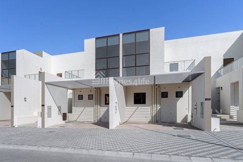 Villa itt: Mohammed Bin Rashid City, Dubai, EAE, 3 hálószoba, 187 m², azonosító: 710950 - fénykép 3