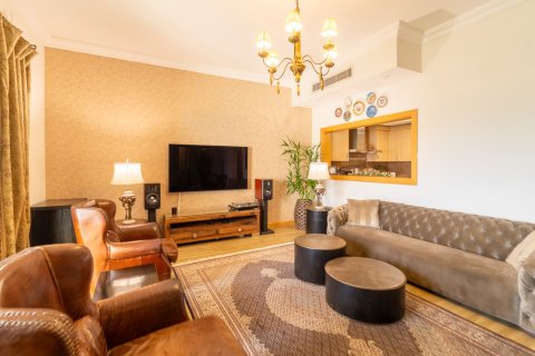 آپارتمان برای فروش در  Palm Jumeirah، Dubai، امارات متحده عربی  2 خوابه ، 147 متر مربع ، شماره 734229 - تصویر 2