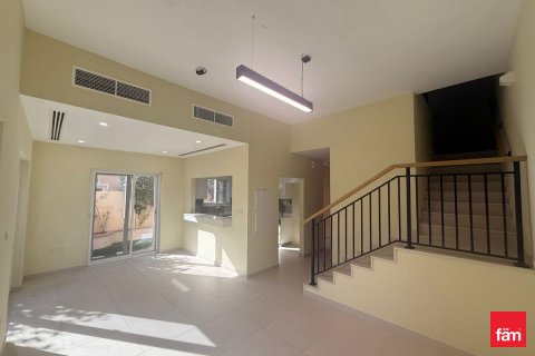 Villa itt: Dubai, EAE, 4 hálószoba, 240.7 m², azonosító: 678312 - fénykép 3