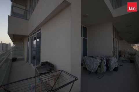 Lägenhet till försäljning i Dubai, UAE 2 sovrum, 124.5 kvm Nr. 678311 - fotografi 16