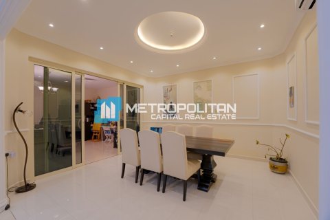 Kaupunkipientalo Al Raha Gardens, Abu Dhabi, Arabiemiraatit 4 makuuhuonetta, 200.6 m2 № 666200 - kuva 9