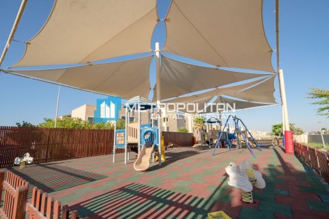 Townhouse in Al Raha Gardens, Abu Dhabi, UAE 4 bedrooms, 200.6 sq.m. № 666200 - photo 8