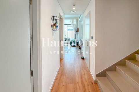 Townhouse di Arabian Ranches 3, Dubai, UEA 3 kamar tidur, 128.57775200 m2 nomor 679612 - foto 3