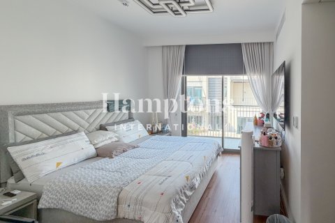 Townhouse di Arabian Ranches 3, Dubai, UEA 3 kamar tidur, 128.57775200 m2 nomor 679612 - foto 2