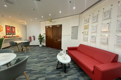 Dubai Investment Park、Dubai、UAE にあるオフィスの賃貸物件 494.5 m2、No641252 - 写真 2
