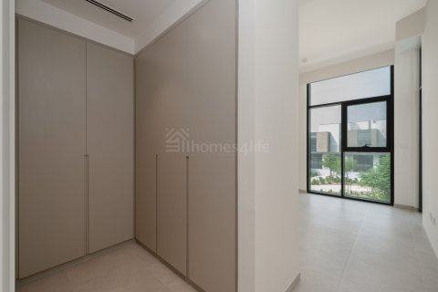 Купить виллу в Мудон, Дубай, ОАЭ 3 спальни, 174м2, № 678861 - фото 11