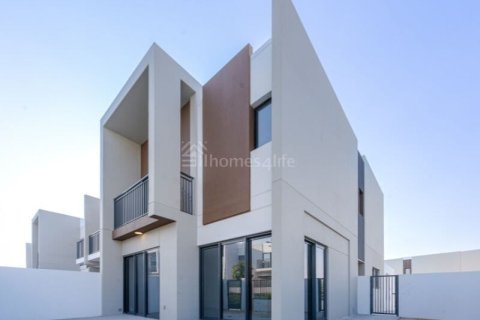 Villa til salgs i Dubai Land, Dubai, Emiratene 4 soverom, 383 kvm Nr. 678864 - Foto 2