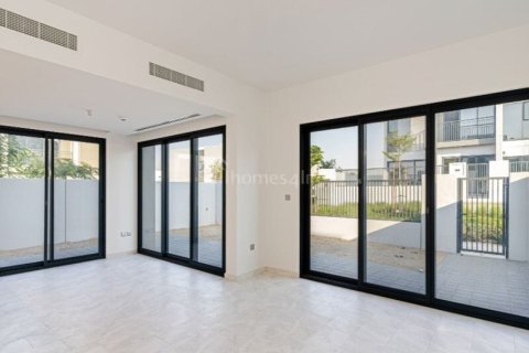 Villa til salgs i Dubai Land, Dubai, Emiratene 4 soverom, 383 kvm Nr. 678864 - Foto 4