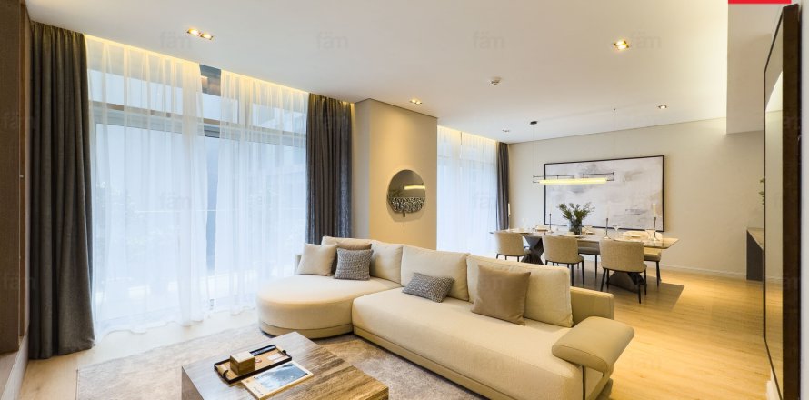 Appartement à City Walk, Dubai, EAU: 2 chambres, 161.9 m2 № 706035