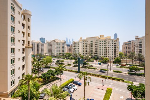 Apartamento en alquiler en Palm Jumeirah, Dubai, EAU 3 dormitorios, 200.57 m2 № 749910 - foto 19