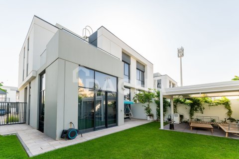 Řadový dům v Al Furjan, Dubai, SAE 4 ložnice, 347 m² Č.: 721950 - fotografie 30