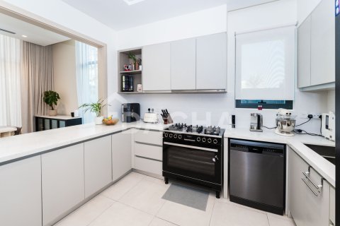 Řadový dům v Al Furjan, Dubai, SAE 4 ložnice, 347 m² Č.: 721950 - fotografie 7