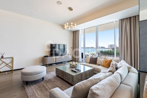 Palm Jumeirah、Dubai、UAE にあるマンション販売中 4ベッドルーム、269 m2、No721948 - 写真 2